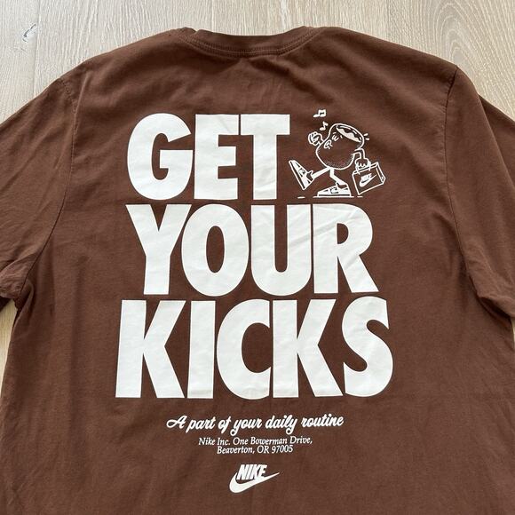 Nike Dri Fit Tee T Shirt Get Your Kicks Rare - Picture 12 of 12